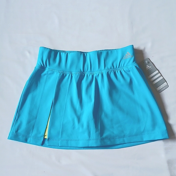 Adidas "Gleam" Tennis/Golf Sport Skirt w/Built In Shorts NEW- Sz. Sm - Picture 6 of 6